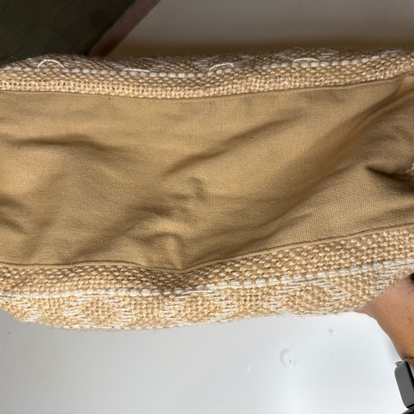 Cost Plus World Market Tan and Cream Shoulder Bag in Woven Aztec Pattern - Picture 5 of 7